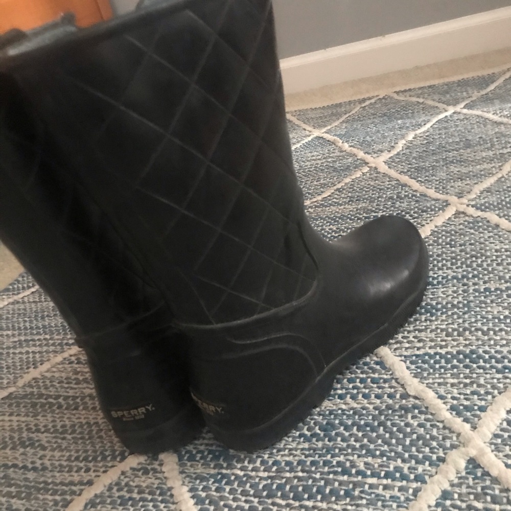 Black Sherry Rain Boots